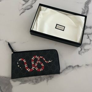 Gucci Snake Print GG Supreme Zip Around Wallet